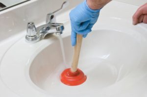 Read more about the article Natural Drain Cleaning Remedies that Really Work!